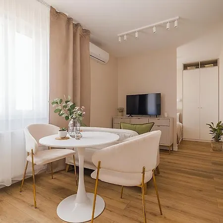 Apartmán Komfortowy Next Ursus - Parking - Szybkie Wi-fi Varšava